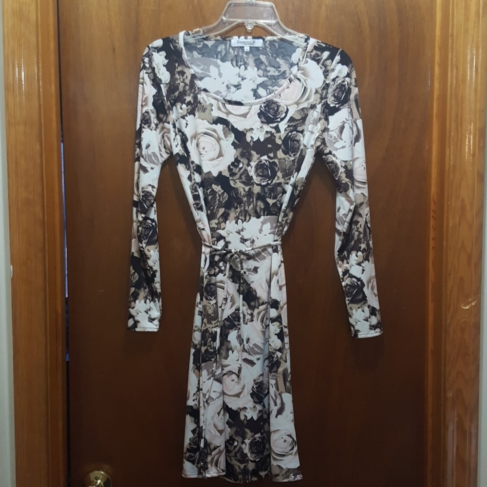 Expected by Lilac Maternity dress size small